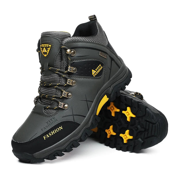 OUTDOOR TACTICAL BOOTS